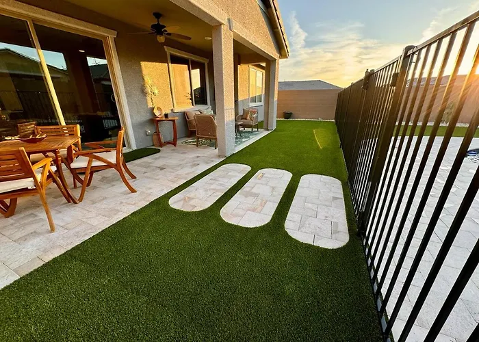 Private Pool! Avondale - Modern Mtn View Oasis * Cashion